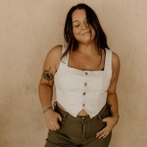 White Button-Up Sleeveless Top